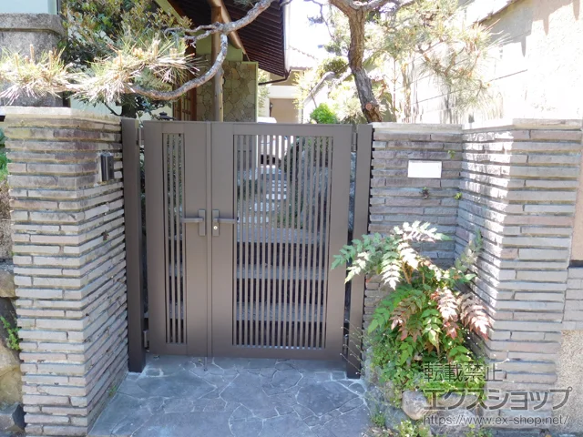 ���Ɍ��_�ˎs��LIXIL ���N�V��(TOEX)�̖�� �y�����z���C�V�X��� 2�^ �ׂ��ĎV ���J���e�q ���g�p �{�H��