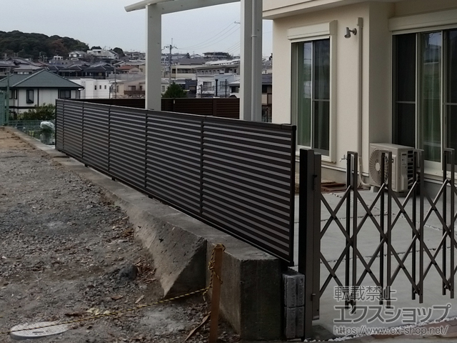 大阪府豊中市ののフェンス・柵 ミエーネフェンス 目隠しルーバータイプ 自由柱施工 施工例