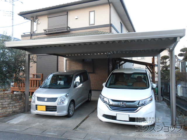 埼玉県比企郡滑川町のLIXIL リクシル（トステム）のカーポート テリオスポートIII 1500 2台用 角柱4本仕様 積雪〜50cm対応 施工例