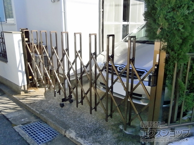 東京都武蔵野市ののカーゲート トリップゲート RB型 ノンレール 片開き 27S 施工例