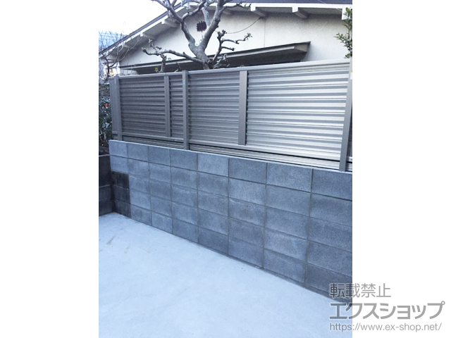 広島県呉市ののフェンス・柵 ミエーネフェンス 目隠しルーバータイプ 自由柱施工 施工例