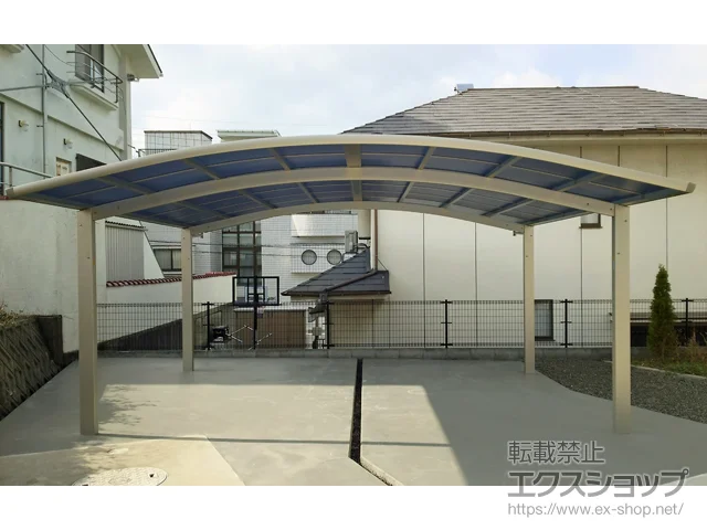 愛媛県松山市のYKKAPのカーポート レイナツインポートグラン 積雪〜20cm対応 施工例