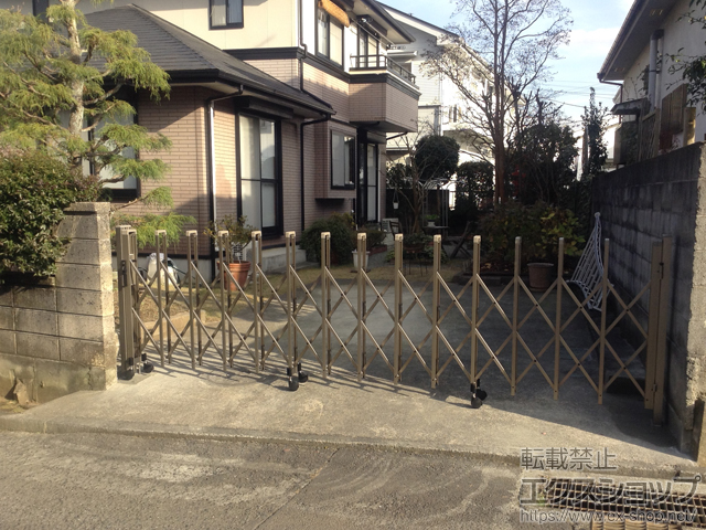 神奈川県秦野市ののカーゲート トリップゲート RB型 ノンレール 片開き 41S 施工例