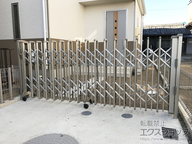 愛知県稲沢市ののカーゲート レイオス3型(ペットガード) ノンレール 片開き 30S 施工例