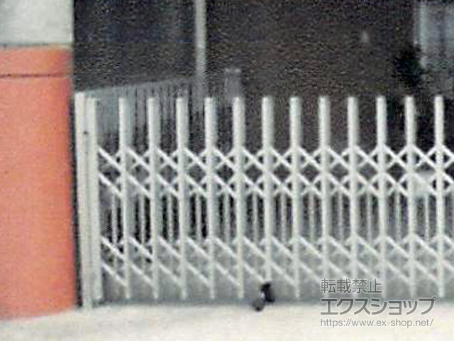 愛媛県松山市ののカーゲート トリップゲート ペットガード型 ノンレール 片開き 40S 施工例