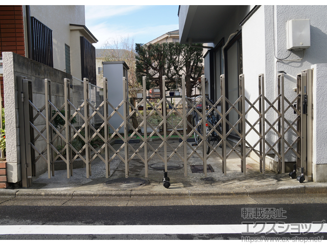 東京都西東京市ののカーゲート トリップゲート RC型 ノンレール 片開き 32S 施工例