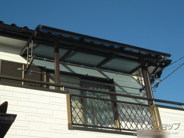 千葉県野田市ののバルコニー・ベランダ屋根 プレシオステラス R型 屋根タイプ 単体 積雪〜20cm対応 施工例