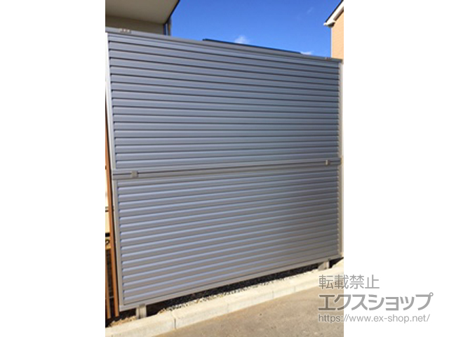 宮城県石巻市ののフェンス・柵 ミエーネフェンス 目隠しルーバータイプ 2段支柱 施工例