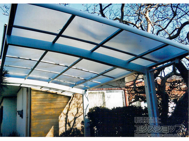 群馬県高崎市ののカーポート ネスカR (ラウンドスタイル) 積雪〜20cm対応 施工例