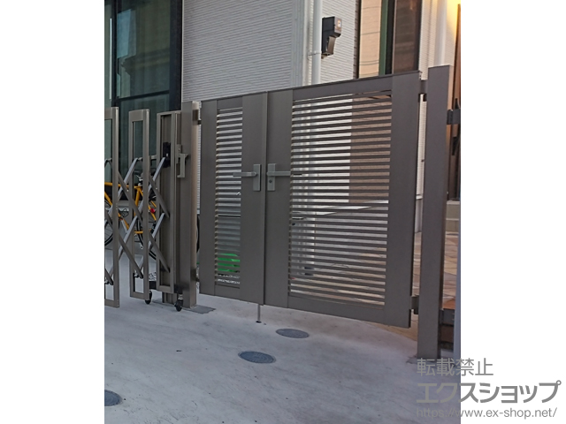 神奈川県横浜市のの門扉 ライシス門扉 1型 細横桟 両開き親子 柱使用 施工例