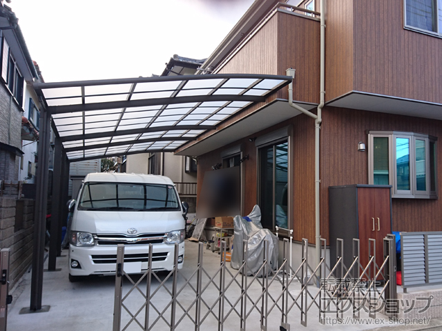 神奈川県横須賀市のLIXIL リクシル（トステム）のカーポート ルーフポートシグマIII 縦連棟 積雪〜20cm対応 施工例