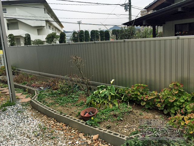 福岡県糟屋郡新宮町ののフェンス・柵 レスティナフェンス8型 たて目隠しタイプ 自由柱 施工例