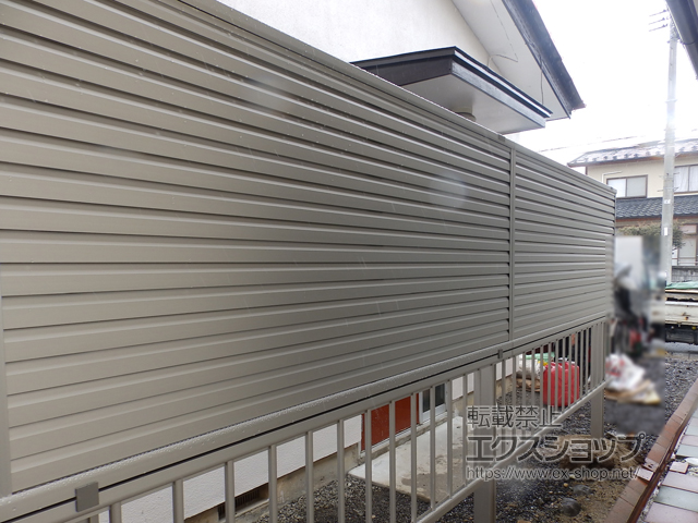 福島県福島市ののフェンス・柵 ミエーネフェンス 目隠しルーバータイプ 施工例