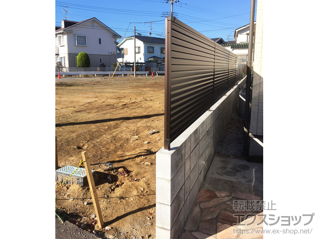 神奈川県川崎市ののフェンス・柵 ミエーネフェンス 目隠しルーバータイプ 自由柱施工 施工例