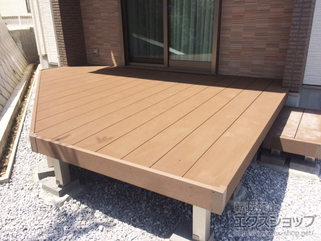 神奈川県横浜市ののウッドデッキ リウッドデッキ 200 施工例