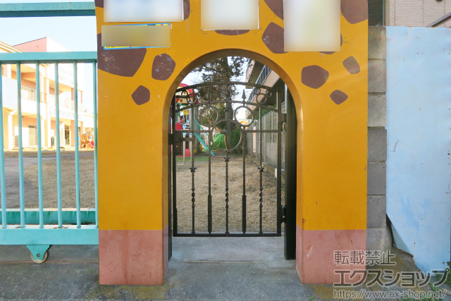 東京都足立区のLIXIL リクシル(新日軽)の門扉 ディズニー門扉ミッキーA型 片開き　角門柱式 施工例