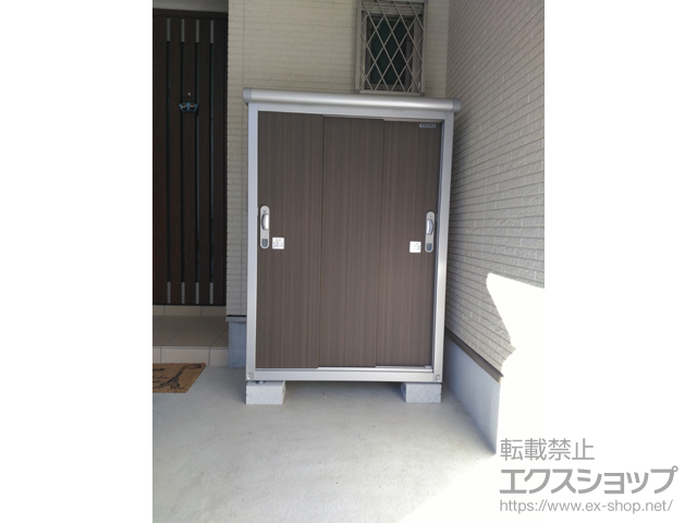 東京都葛飾区のの物置・屋外倉庫 エスモ 一般型 1050×520×1501 ESE-1005E-DW 施工例