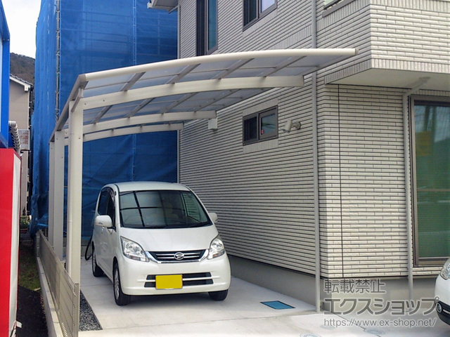 広島県安芸郡海田町ののカーポート レイナポートグラン 延長　積雪〜20cm対応 施工例