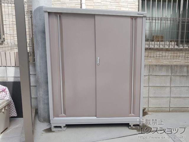 大阪府守口市のの物置・屋外倉庫 シンプリー 一般型 1320×615×1603 MJX-136D-P-AR 施工例