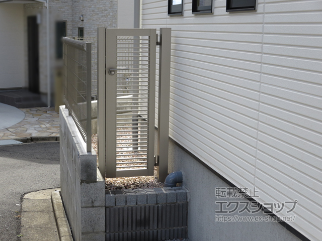 埼玉県志木市のの門扉 【特注】プレスタ門扉 1型 細横桟 片開き 柱使用 施工例