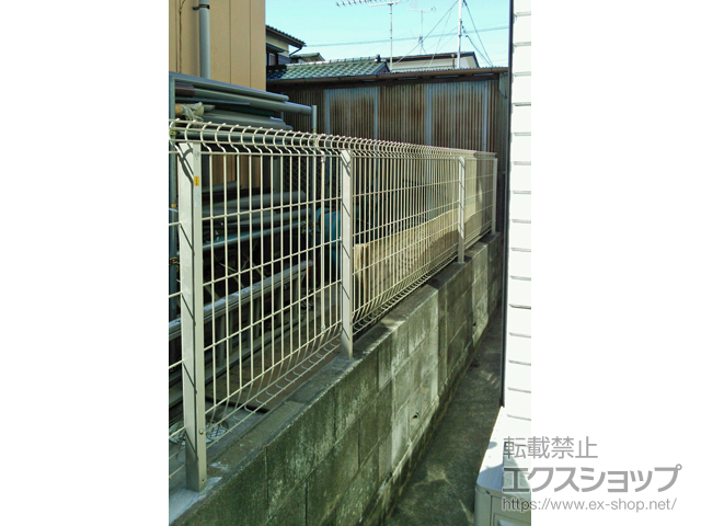 埼玉県北葛飾郡松伏町ののフェンス・柵 イーネットフェンス 2F型 自由柱施工 施工例