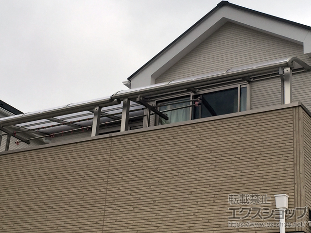 埼玉県川越市ののバルコニー ヴェクターテラス R型 屋根タイプ 単体 積雪〜20cm対応 施工例