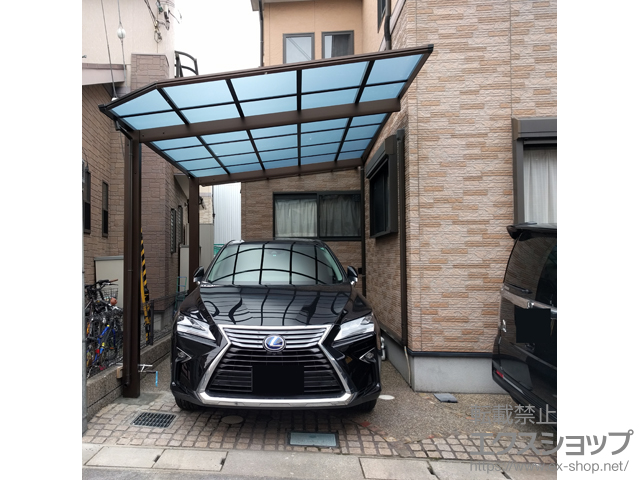 大阪府泉佐野市ののカーポート エフルージュグラン　積雪〜20cm対応＋変形敷地対応セット 施工例