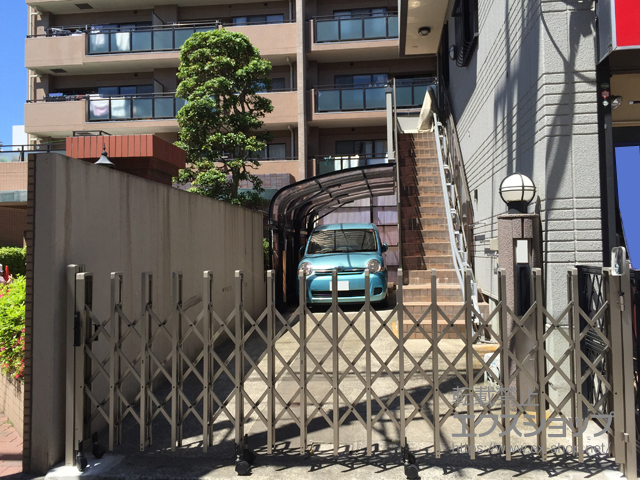 埼玉県草加市ののカーゲート トリップゲート RC型 ノンレール 片開き 36S 施工例