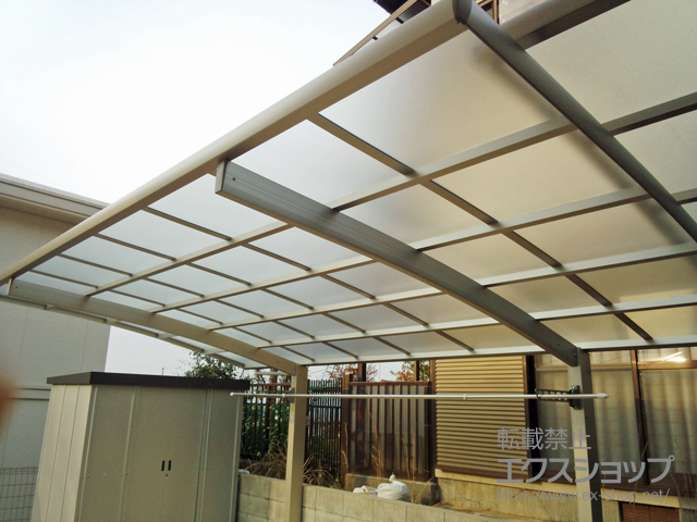 広島県東広島市ののカーポート レイナポートグラン　積雪〜20cm対応＋水平式物干し（カーポート柱用） 標準 2本入り×1セット 施工例