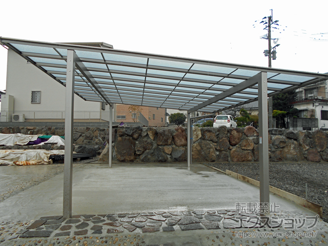 大分県別府市ののカーポート ネスカF (フラットスタイル) ワイド 積雪〜20cm対応 施工例