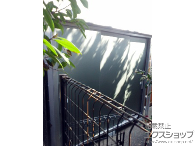 大阪府和泉市のの物置・屋外倉庫 エスモ 一般型（ESD-2106AGL-SI） 施工例