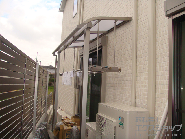 大阪府枚方市ののテラス屋根 スピーネ R型 テラスタイプ 単体 積雪〜20cm対応 施工例