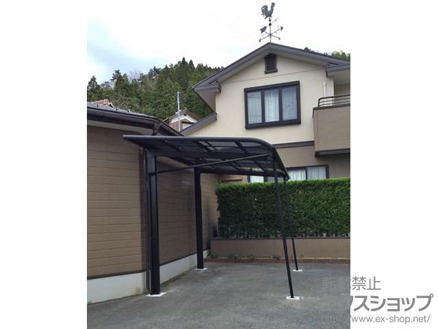 島根県浜田市のLIXIL リクシル（トステム）のカーポート レガーナポートシグマIII 積雪〜20cm対応 施工例