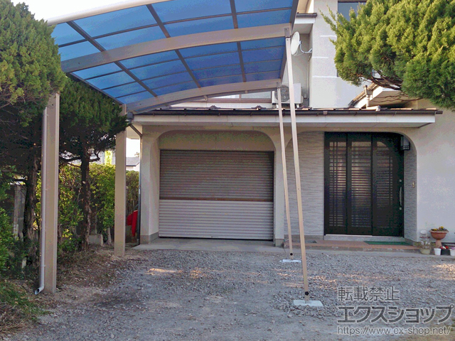 宮城県大崎市ののカーポート レイナポートグラン　積雪〜20cm対応＋着脱式サポート 標準・ハイルーフ兼用 2本入り×1セット 施工例