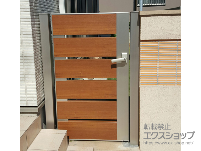 東京都大田区のの門扉 ルシアス門扉BW01型 横スリット 片開き 複合カラー 門柱使用 施工例