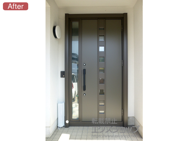 福岡県古賀市のLIXIL リクシル（トステム）の玄関ドア リシェントII 断熱K4仕様 片袖仕様(ランマ無)R F16型 施工例