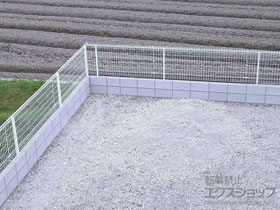 滋賀県蒲生郡日野町ののフェンス・柵 メッシュフェンスG10-R フリー支柱タイプ 施工例