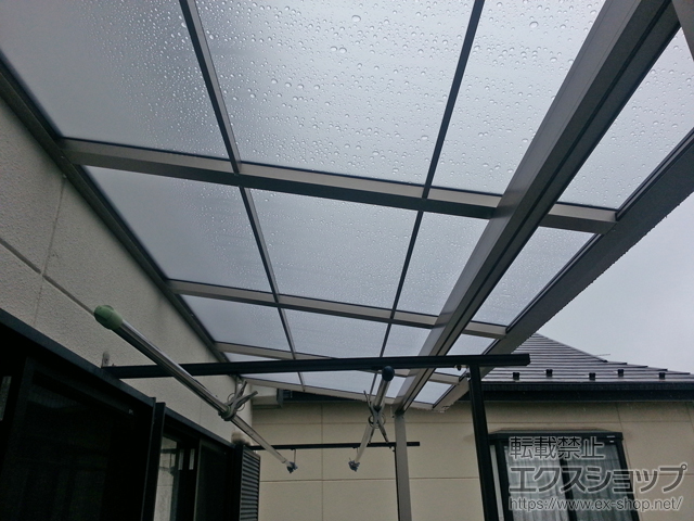 埼玉県さいたま市ののバルコニー・ベランダ屋根 スピーネ F型 屋根タイプ 単体 積雪〜20cm対応 施工例