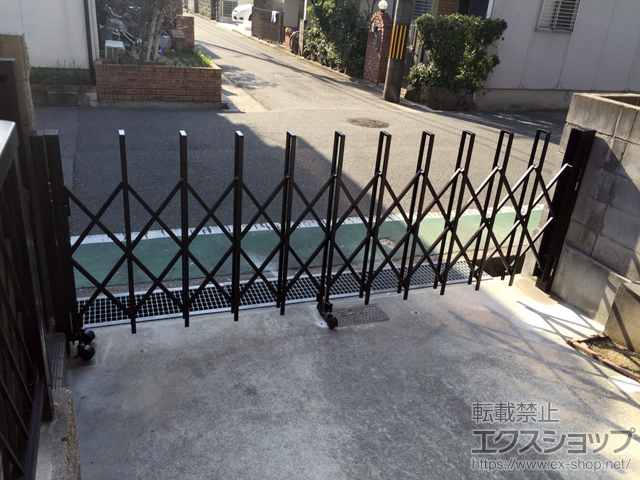 兵庫県明石市ののカーゲート トリップゲート RA型 ノンレール 片開き 33S 施工例