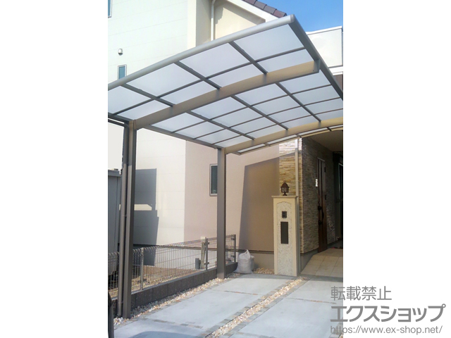 大阪府東大阪市ののカーポート ネスカR (ラウンドスタイル) 積雪〜20cm対応 施工例