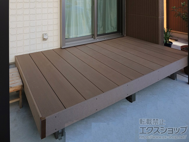 大阪府堺市のLIXIL リクシル（トステム）のウッドデッキ レストステージ 幕板納まり 施工例