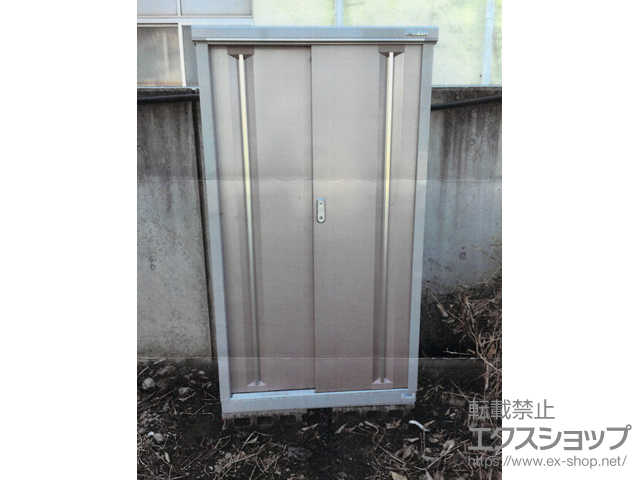 神奈川県横浜市のの物置・屋外倉庫 シンプリー 一般型（MJX-096D-P-AR） 施工例