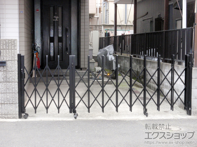 神奈川県横浜市ののカーゲート トリップゲート RB型 ノンレール 片開き親子 37DO(13S+24T) 施工例