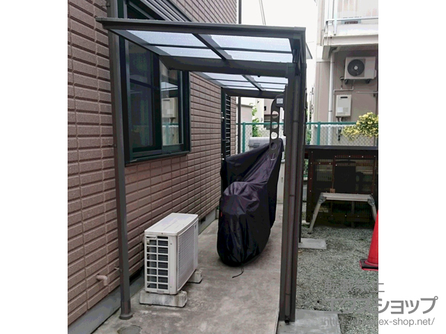 神奈川県横浜市ののテラス屋根 フーゴF テラスタイプ 単体 積雪〜20cm対応 施工例