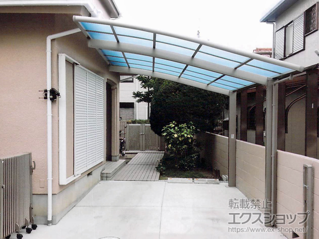 大阪府箕面市ののカーポート ネスカR (ラウンドスタイル) 積雪〜20cm対応 施工例