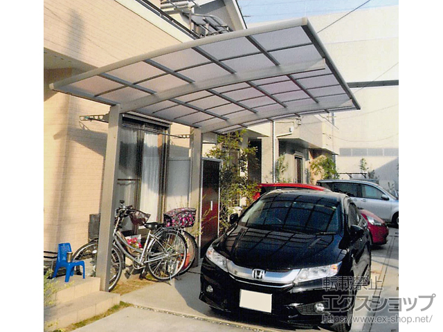 埼玉県さいたま市ののカーポート レイナポートグラン　積雪〜20cm対応＋水平式物干し 標準 2本入り×1セット 施工例