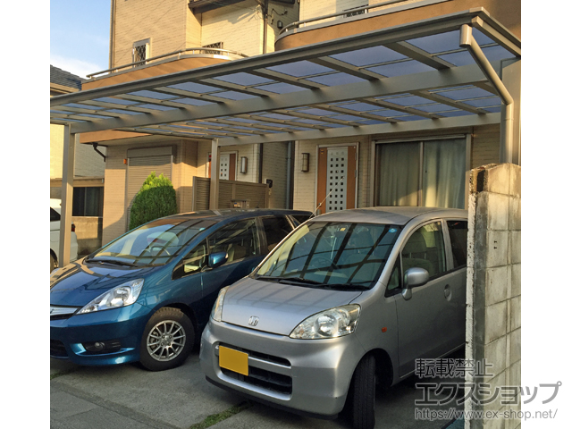 埼玉県さいたま市ののカーポート ネスカF (フラットスタイル) ワイド 積雪〜20cm対応 施工例