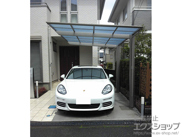 神奈川県逗子市ののカーポート フーゴF (フラットスタイル) 積雪〜20cm対応 施工例