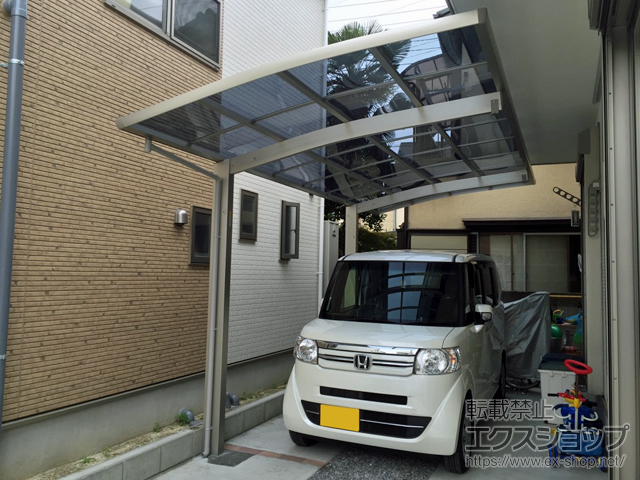 埼玉県草加市ののカーポート レイナポートグラン　積雪〜20cm対応 施工例