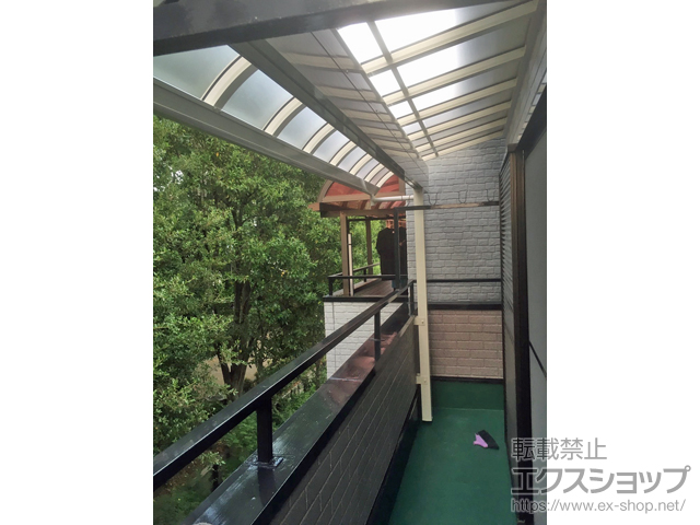 兵庫県伊丹市ののバルコニー・ベランダ屋根 ヴェクターテラス R型 1500 屋根タイプ 単体 積雪〜50cm対応 施工例